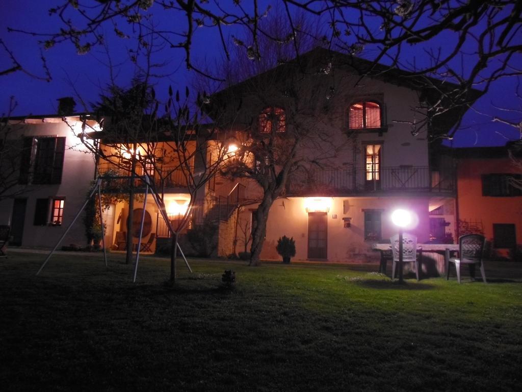 Agriturismo Affittacamere Barbarossa Dogliani Exterior photo