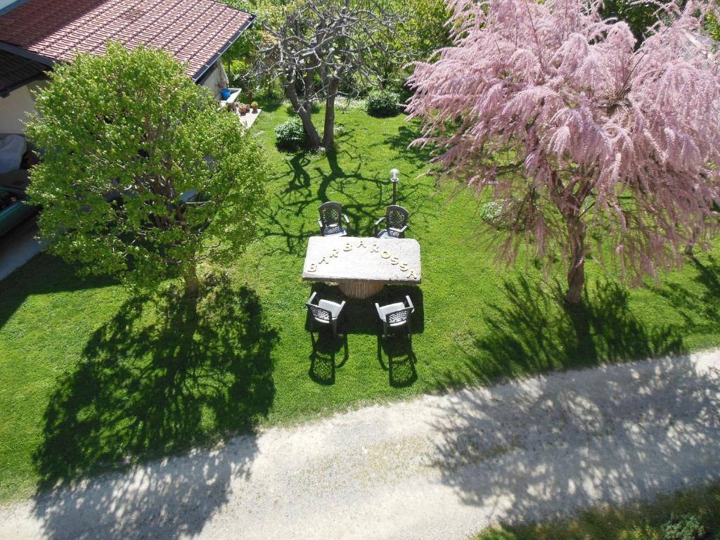 Agriturismo Affittacamere Barbarossa Dogliani Exterior photo
