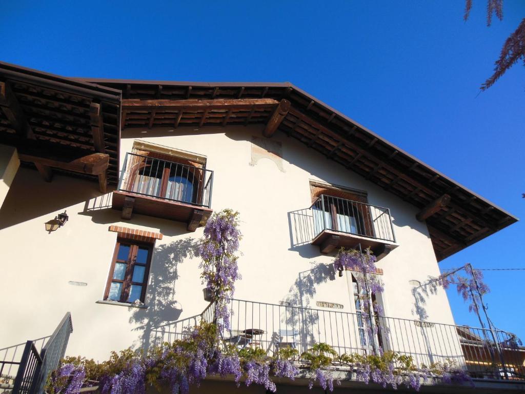 Agriturismo Affittacamere Barbarossa Dogliani Exterior photo