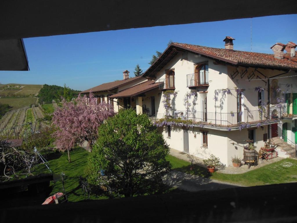 Agriturismo Affittacamere Barbarossa Dogliani Exterior photo