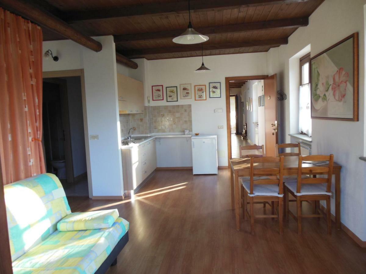 Agriturismo Affittacamere Barbarossa Dogliani Exterior photo