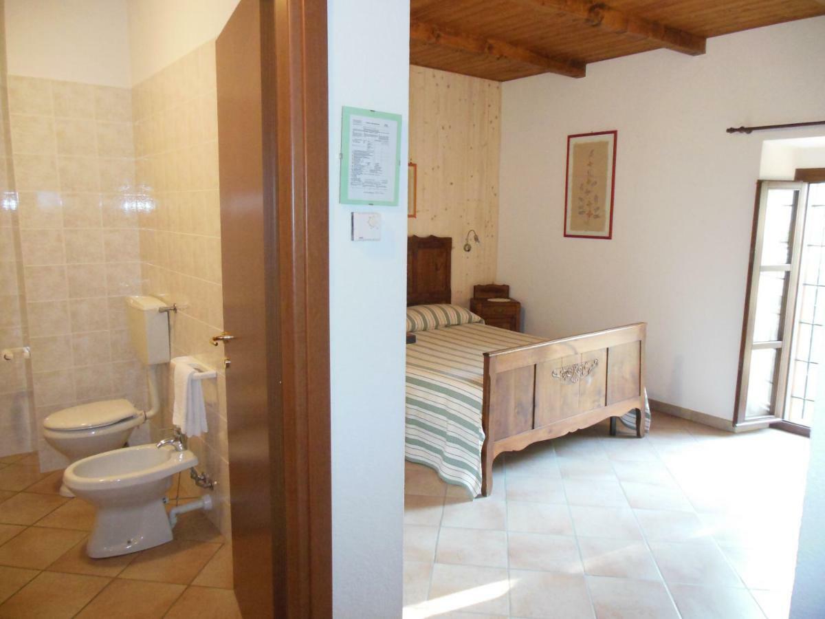 Agriturismo Affittacamere Barbarossa Dogliani Exterior photo